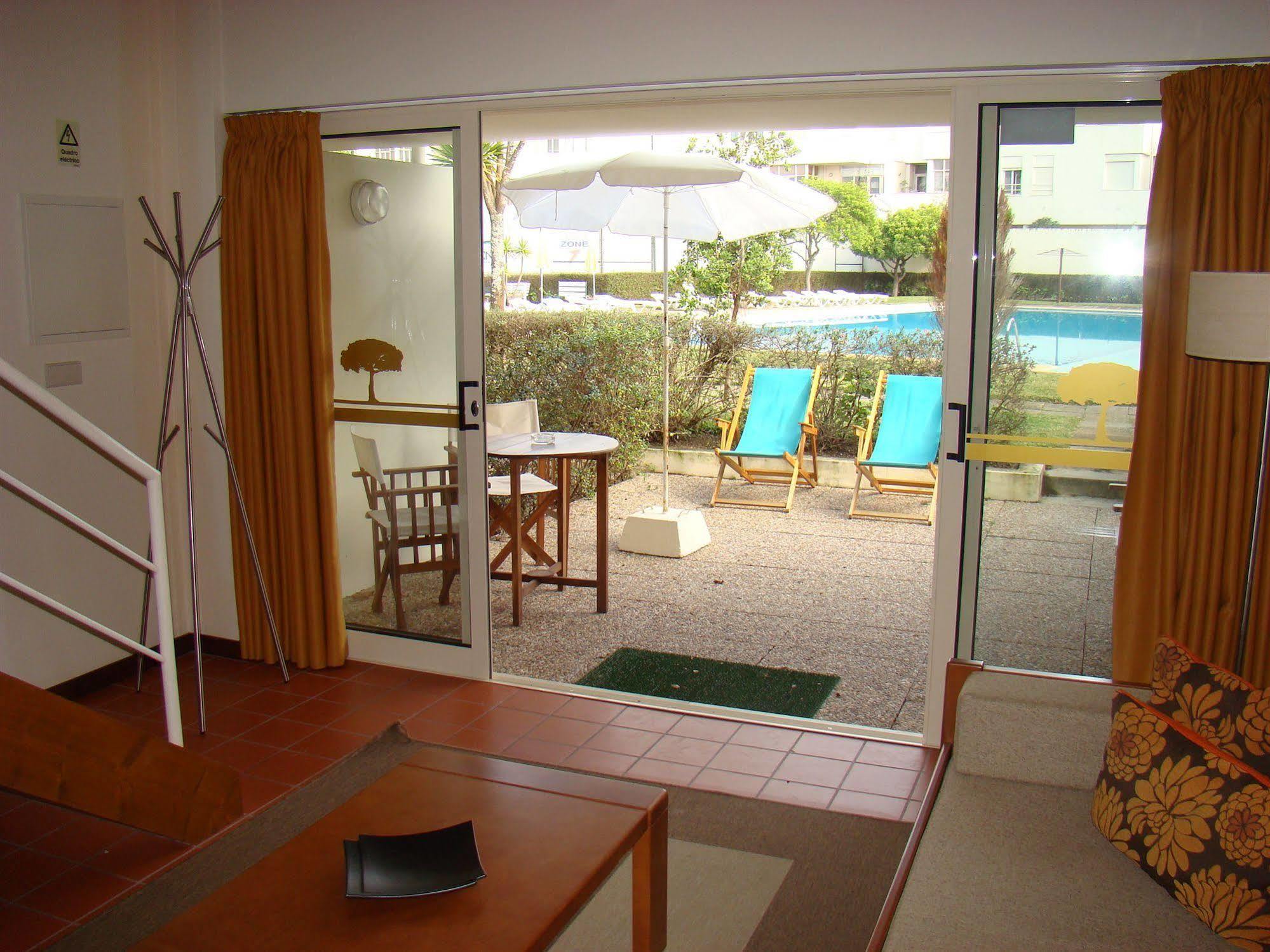 Clube Pinhal Da Foz Apartment เอสโปเซนเด ภายนอก รูปภาพ